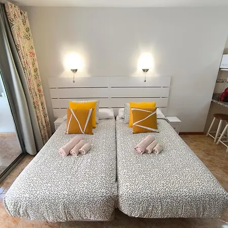 Atlantico - Pool, Ac, Parking, Close To The And Center Apartamento